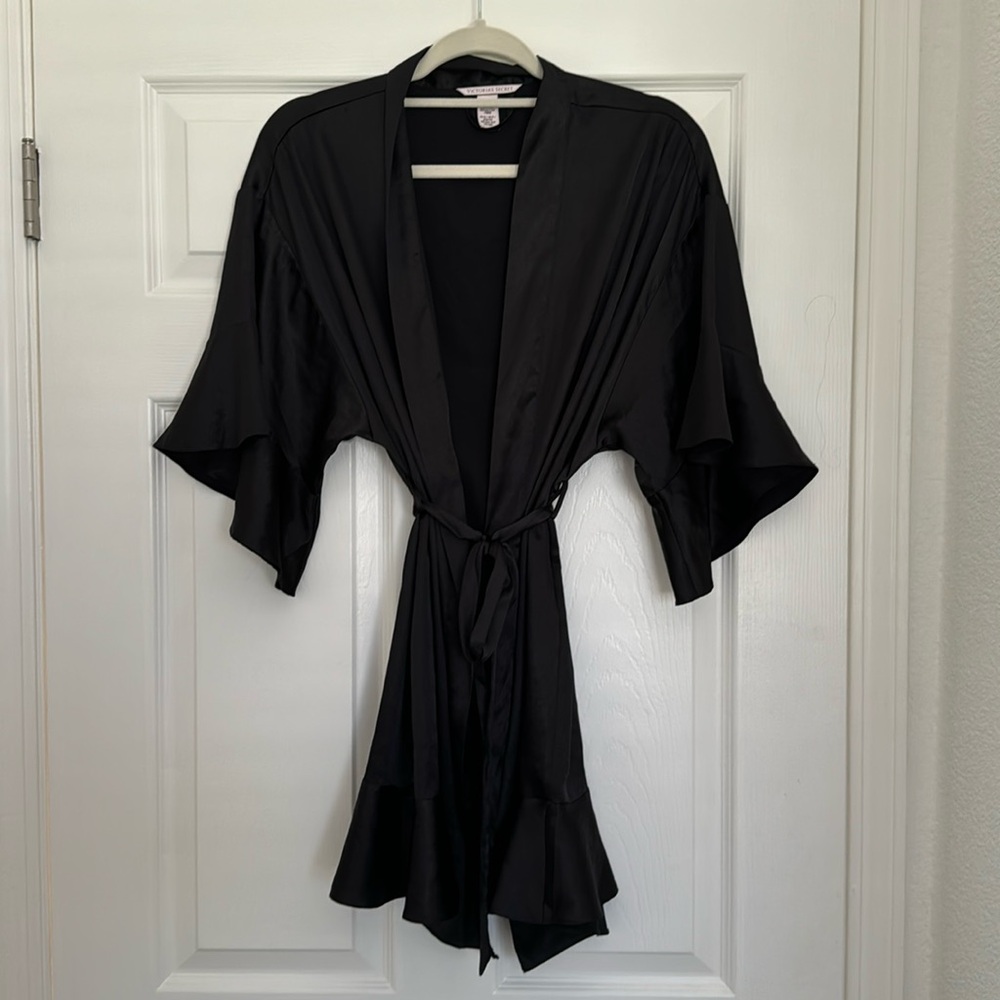 Victoria's Secret Silky Satin Robe Women's Size XS Luxe Loungewear